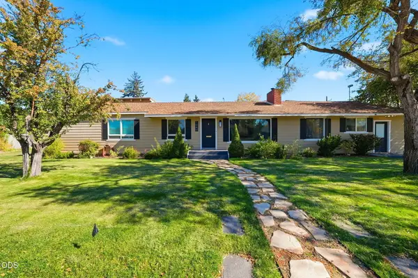 1040 SW 15th Street, Redmond, OR 97756
