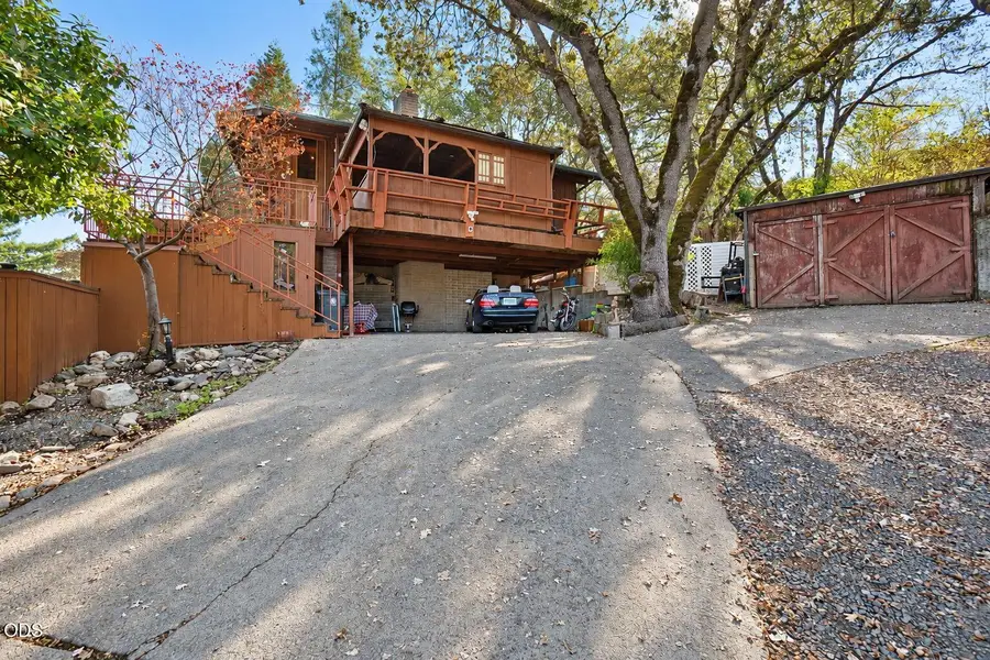 2020 Ridge Way, Medford, OR 97504 - #2