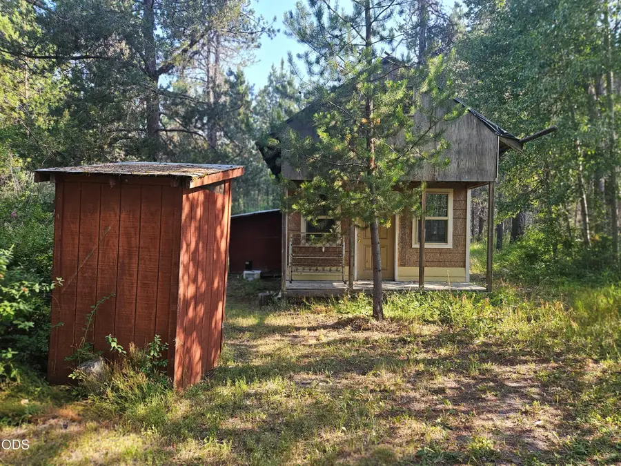 30142 M Street, Klamath Falls, OR 97601 - #3