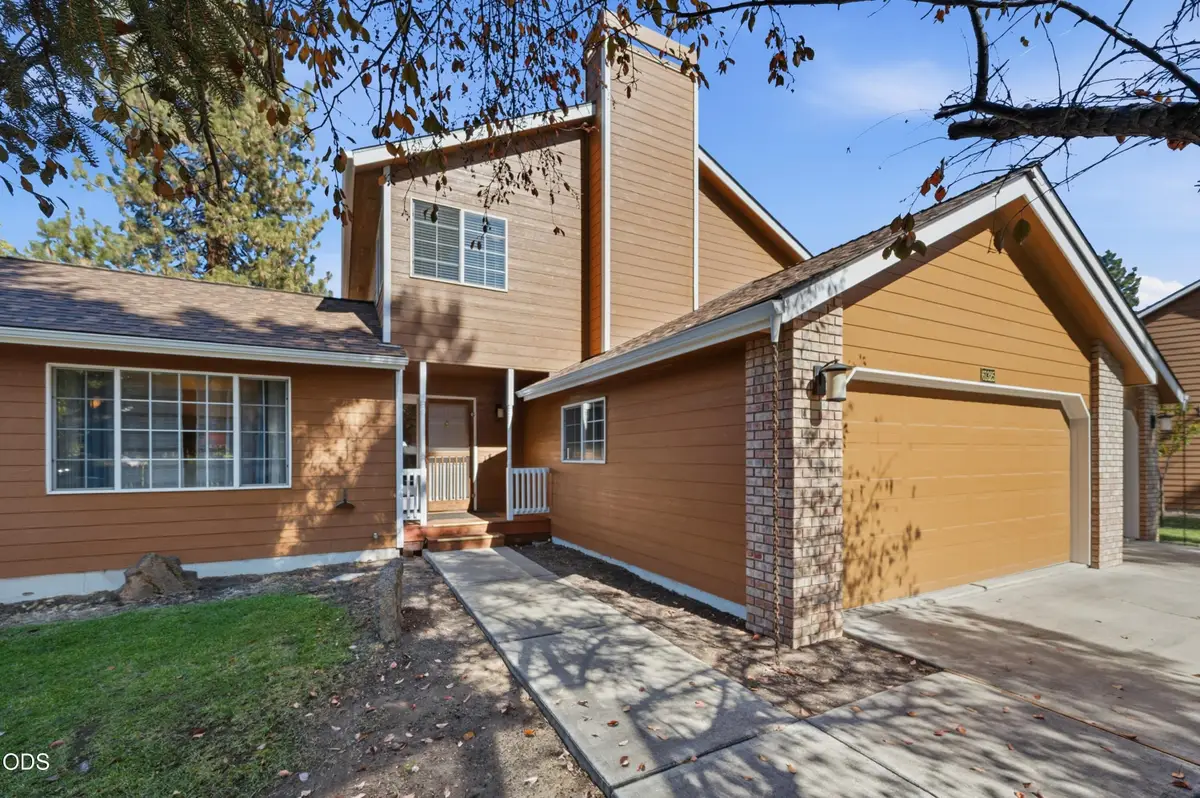 61325 Victory Loop, Bend, OR 97702 - #1