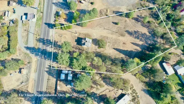 33105 Redwood Highway, Cave Junction, OR 97523