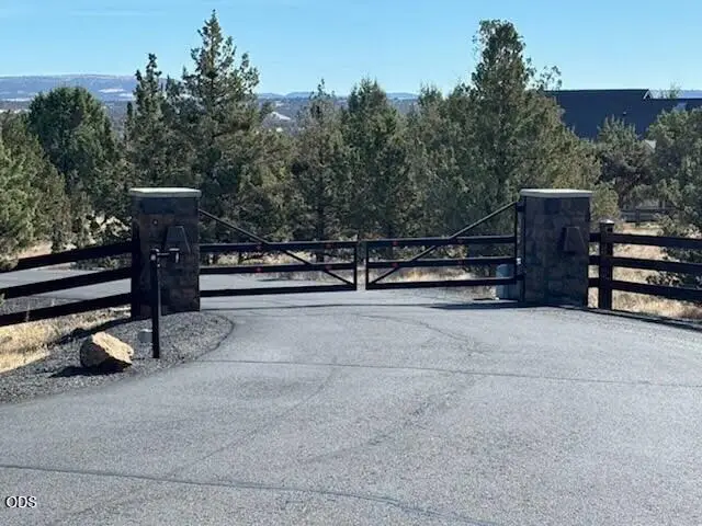 9777 SE Odessa Road, Prineville, OR 97754 - #1