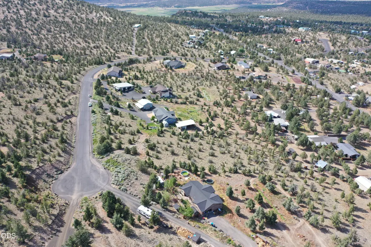 1000 SE Night Hawk Court, Prineville, OR 97754 - #1