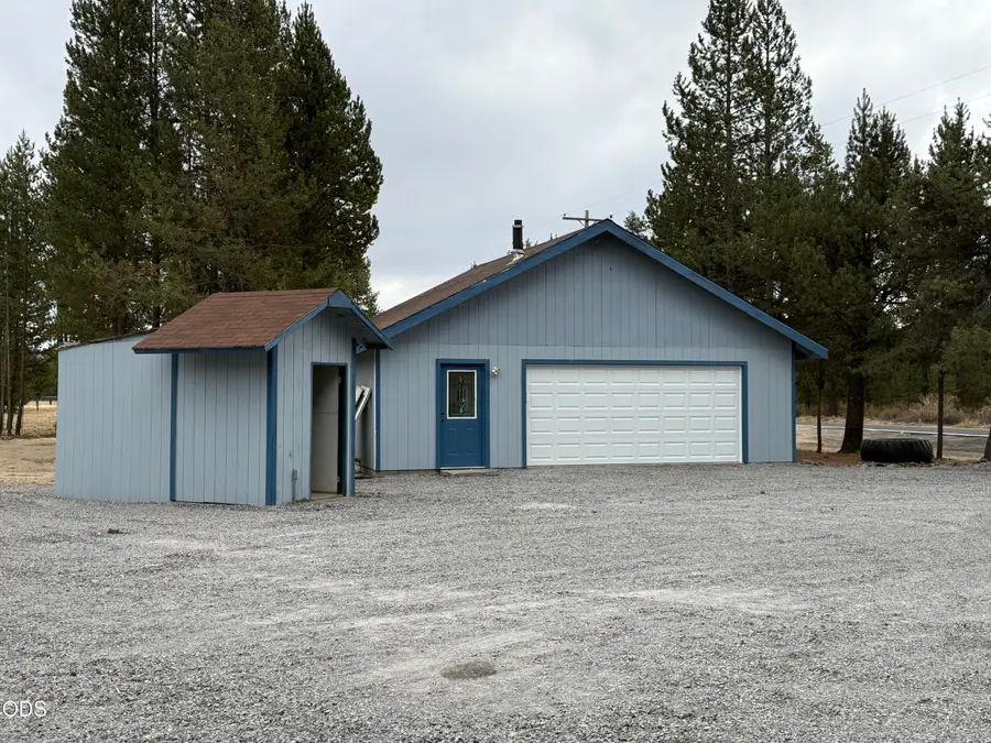 15838 Pierce Road, La Pine, OR 97739 - #2