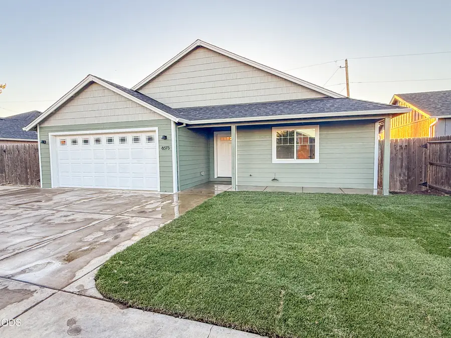 8373 Kyra Lane, White City, OR 97503 - #2