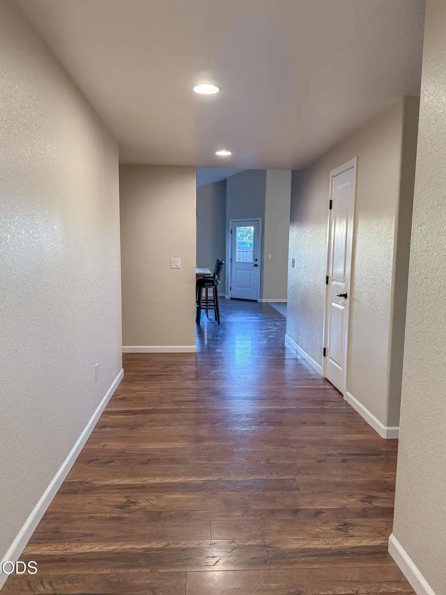 8373 Kyra Lane, White City, OR 97503 - #3