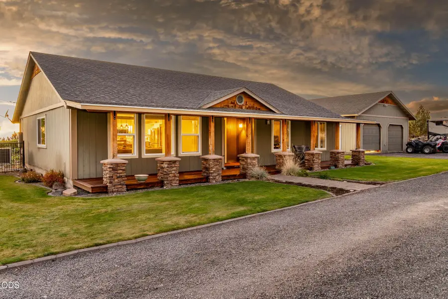 5097 SE Iowa Avenue, Prineville, OR 97754 - #3