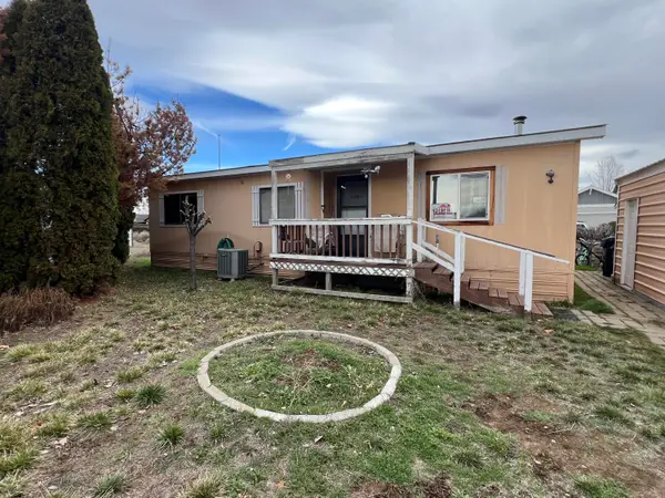 1515 NW Fir Avenue #UNIT 64, Redmond, OR 97756