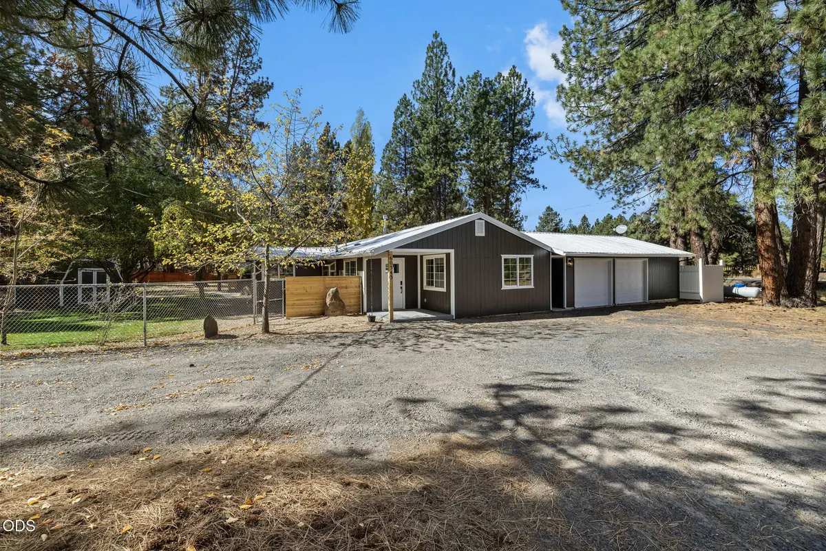 60343 Hiawatha Lane, Bend, OR 97702 - #1