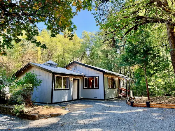 4450 Thompson Creek Road, Selma, OR 97538