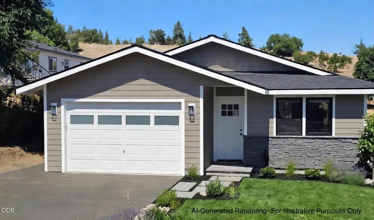 124 NE Jefferson Street, Madras, OR 97741 - #1