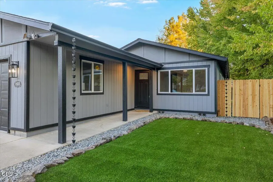 1425 Lawnridge Street, Medford, OR 97504 - #2