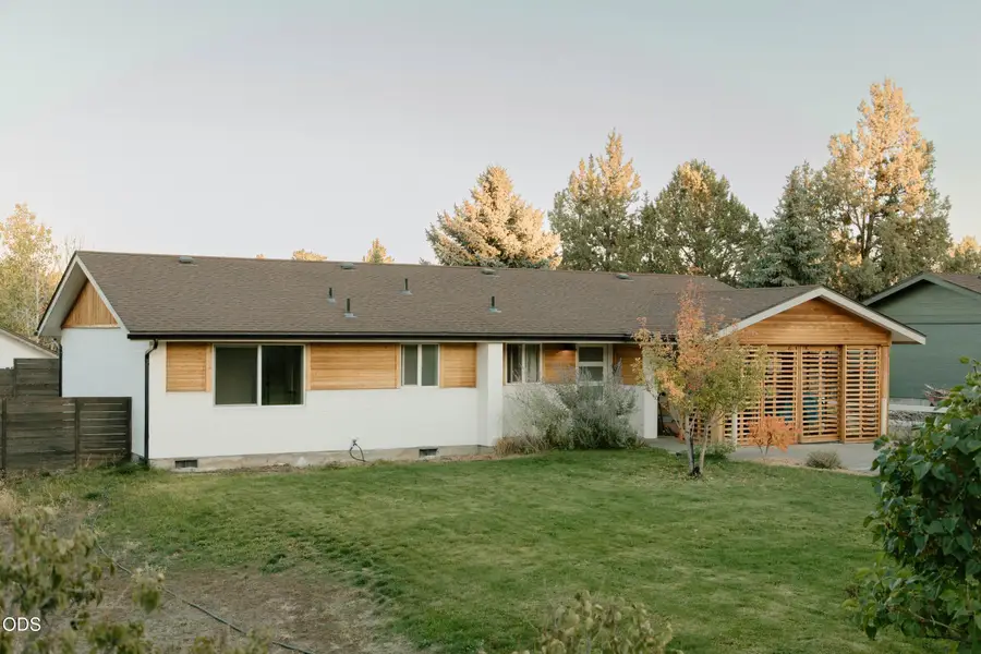 1882 NE Diablo Way, Bend, OR 97701 - #2
