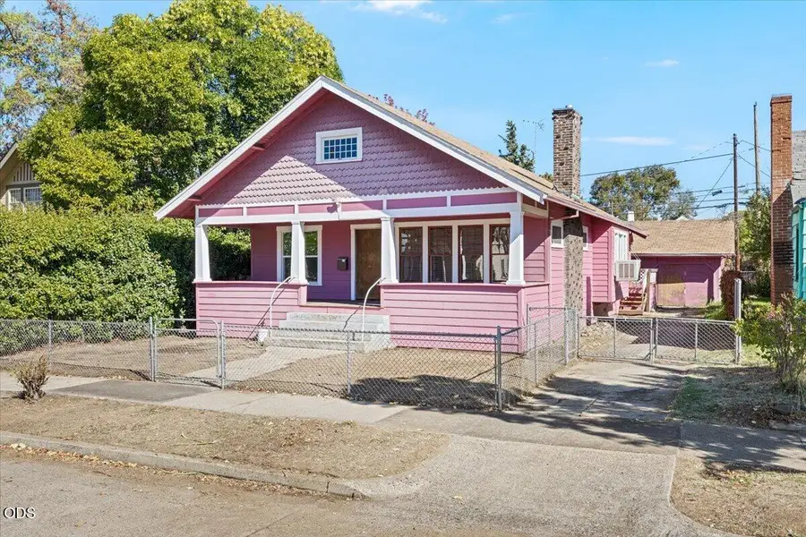 332 N Ivy Street, Medford, OR 97501 - #2