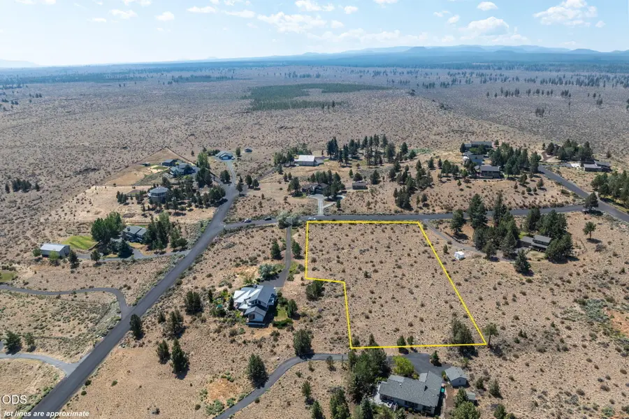59633 Calgary Loop, Bend, OR 97702 - #3
