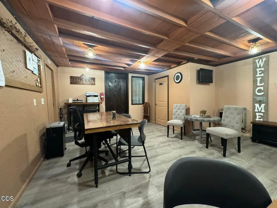 200 E Main Street, Klamath Falls, OR 97601 - #2