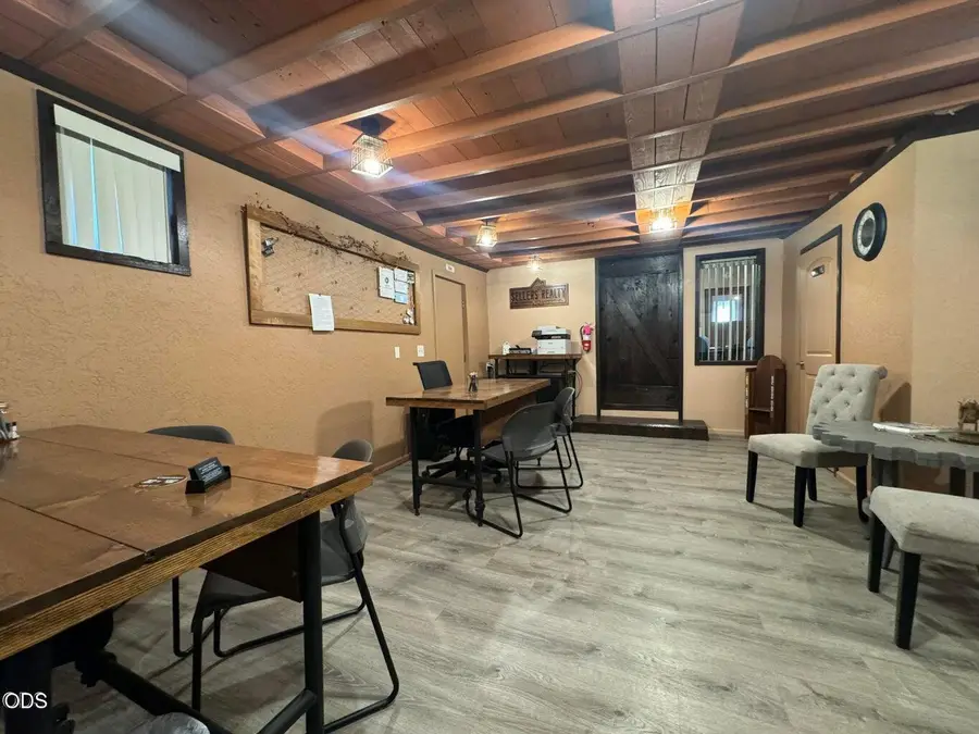 200 E Main Street, Klamath Falls, OR 97601 - #3