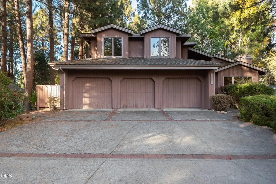 60630 Thunderbird, Bend, OR 97702 - #2