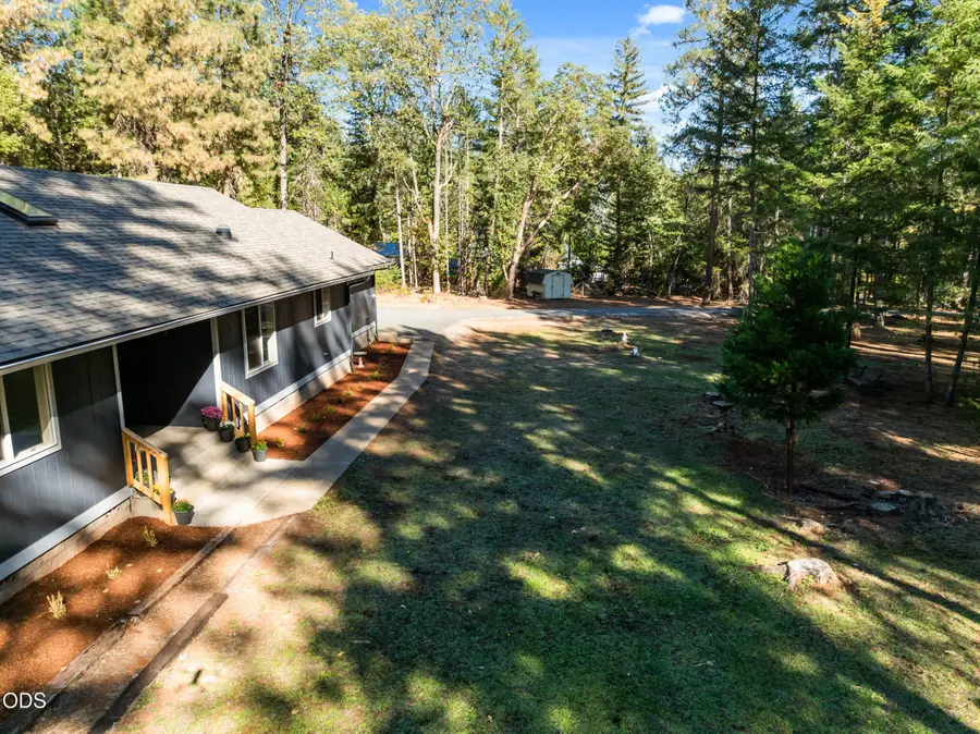 420 Sallsten Road, Grants Pass, OR 97527 - #3