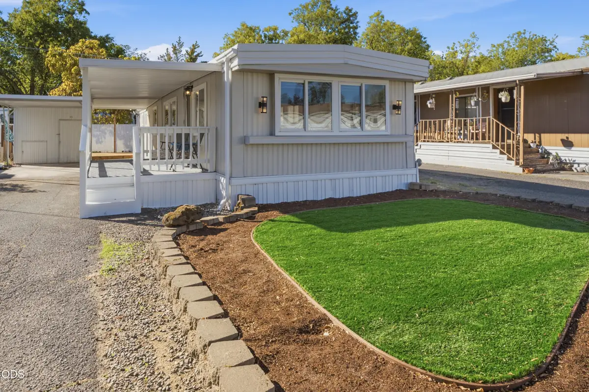 2385 Table Rock Road #SPC 13, Medford, OR 97501 - #1