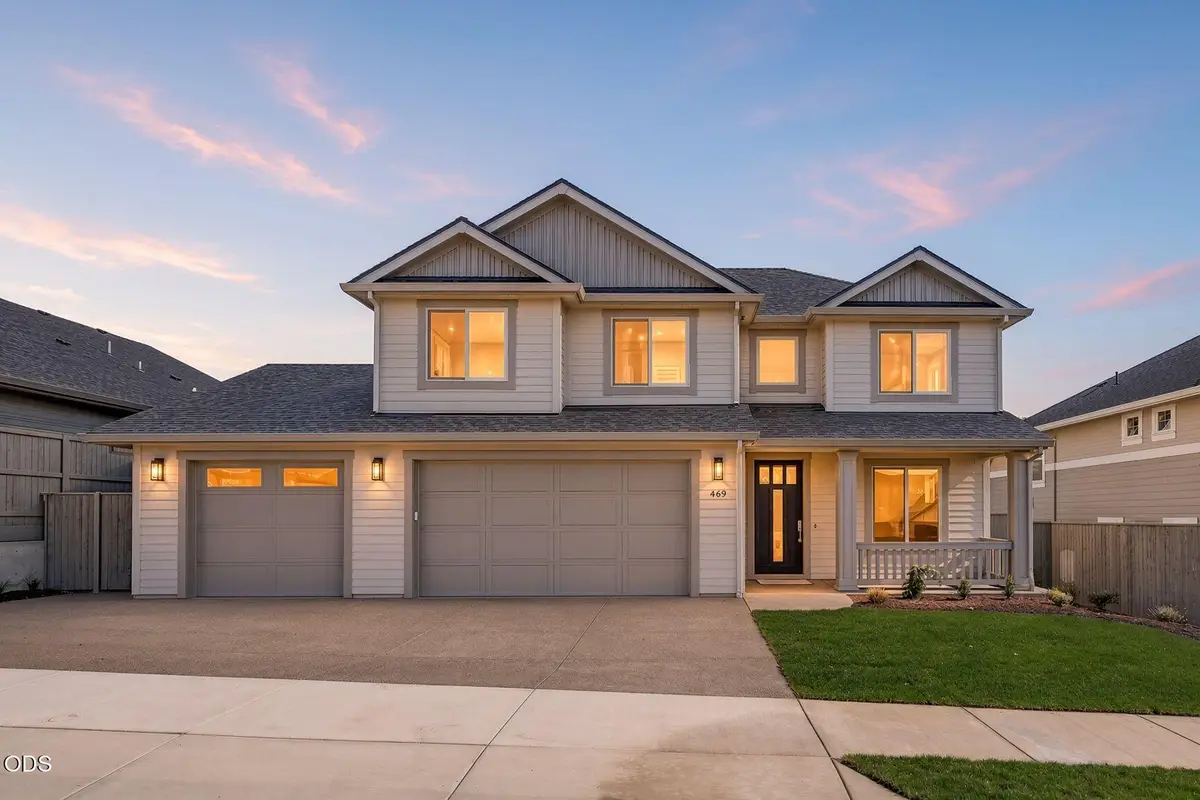 469 Autumn Hills Drive, Medford, OR 97504 - #1