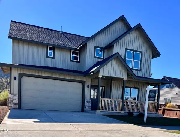 3044 SE Triangle Outfit Drive #29, Prineville, OR 97754