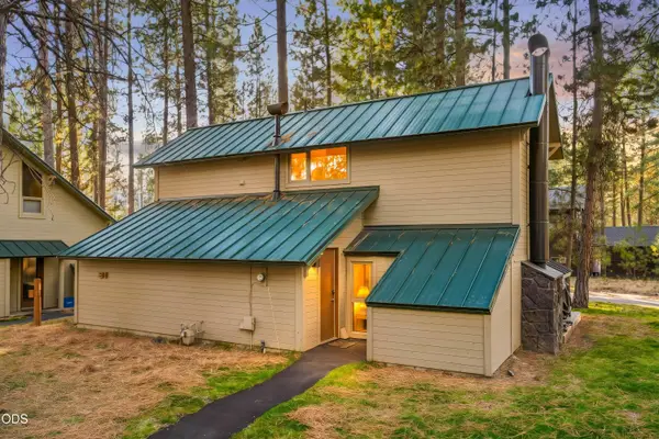 57486 Ranch Cabins Lane #D-31, Sunriver, OR 97707