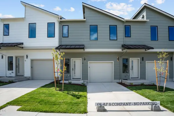 2032 Sunset Drive #4, Medford, OR 97501