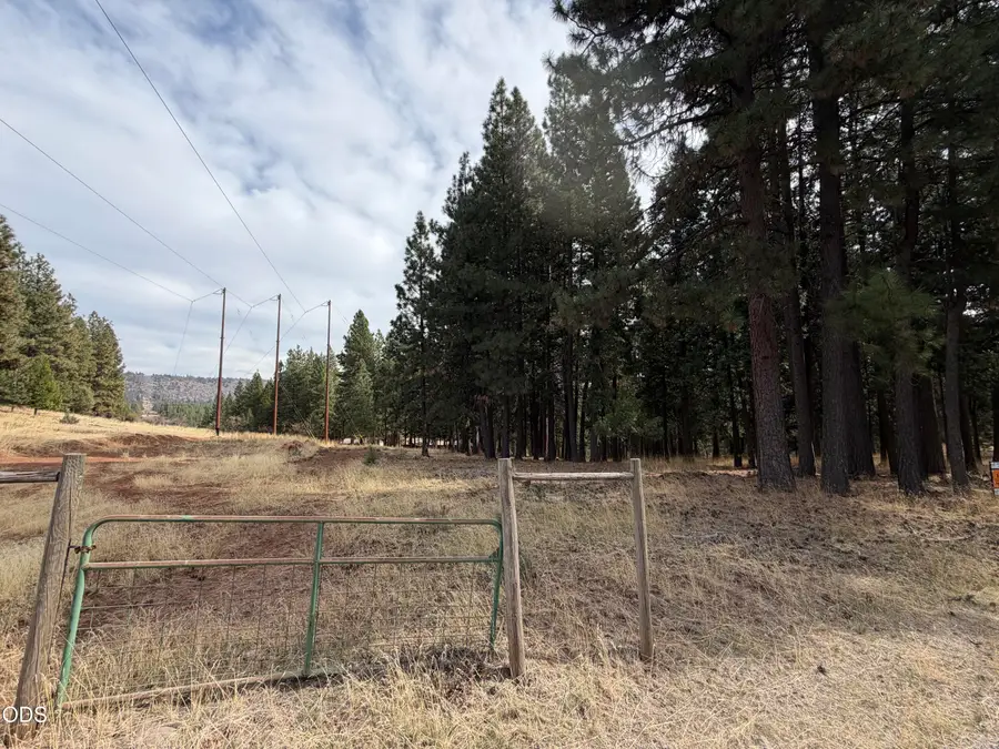17614 Hamaker Lane, Klamath Falls, OR 97601 - #3