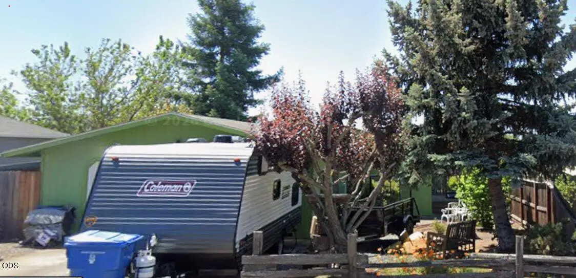 645 N Heights Drive N, Eagle Point, OR 97524 - #1