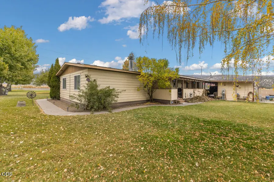 34990 Stastny Road, Malin, OR 97632 - #3