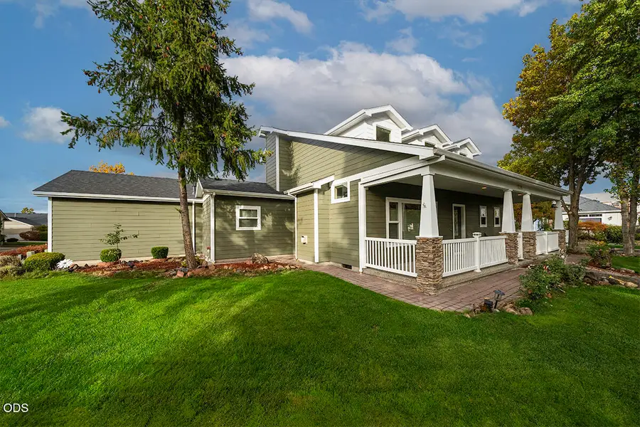 1114 Twin Creeks Crossing, Central Point, OR 97502 - #3