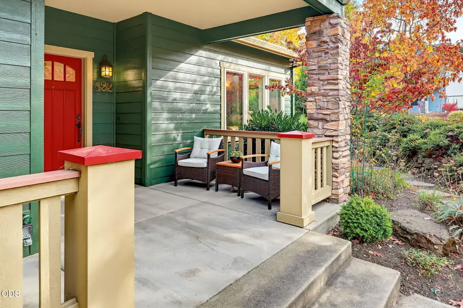 622 Van Sant Street, Ashland, OR 97520 - #3