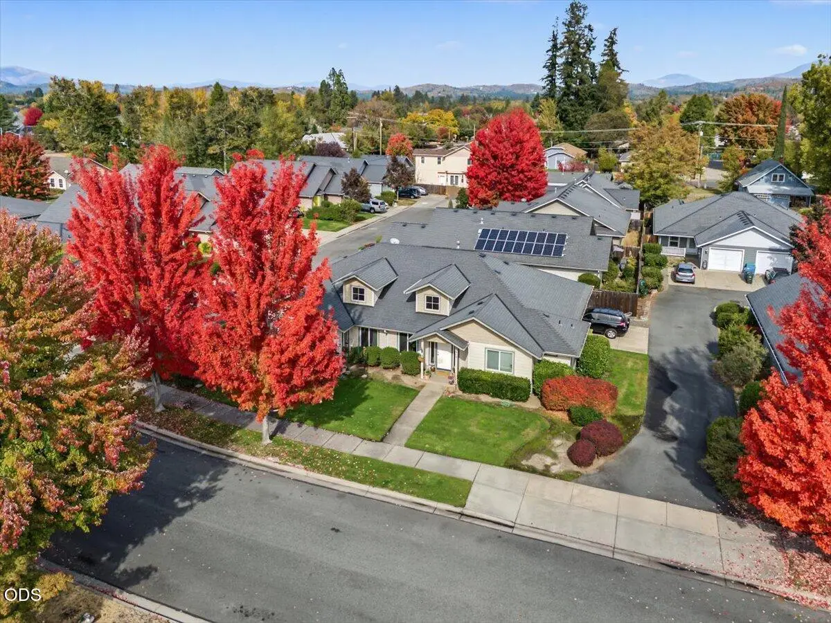 1371 SW Eclipse Lane, Grants Pass, OR 97527 - #1