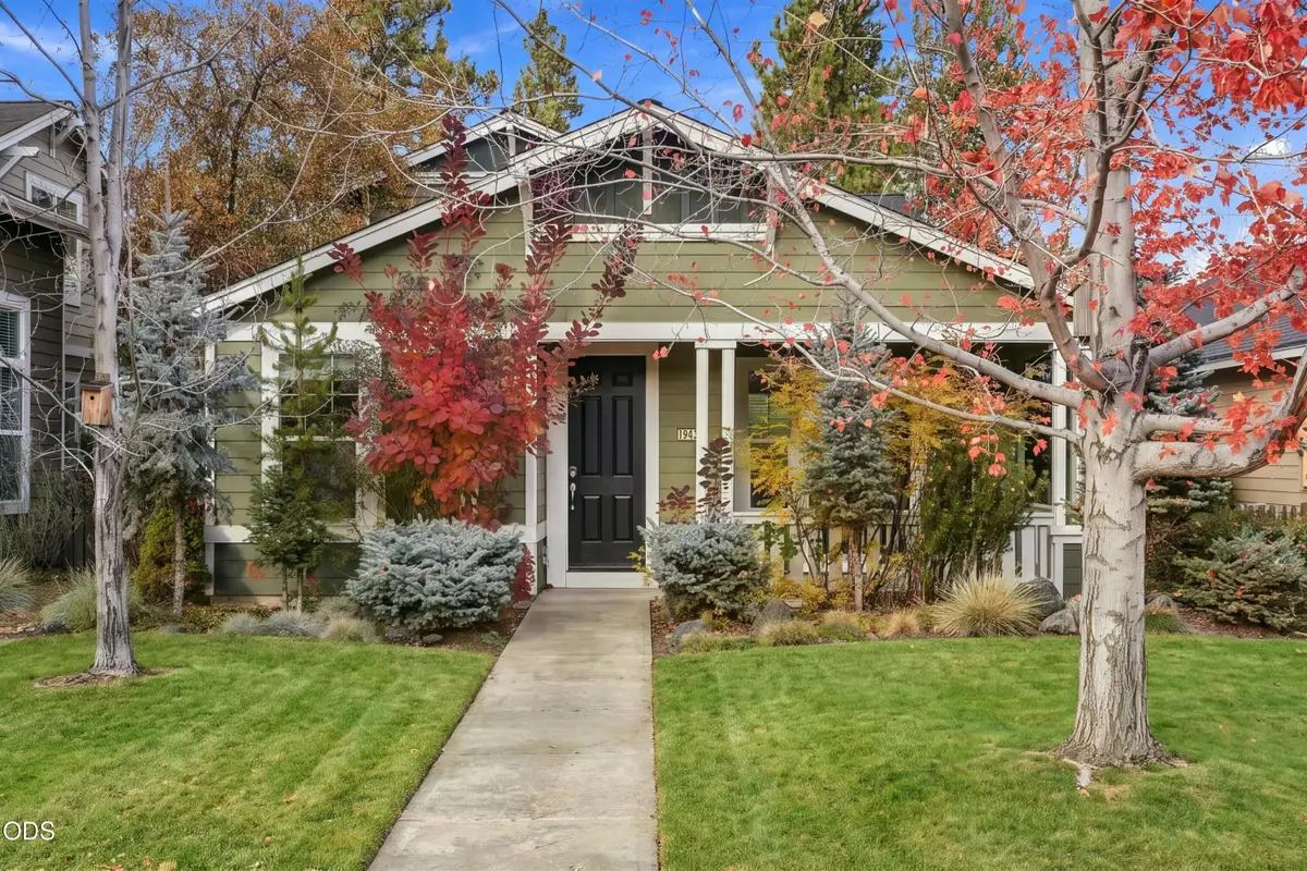 19432 Blue Lake Loop, Bend, OR 97702 - #1