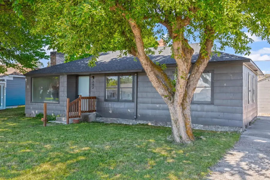 303 SW Deer Street, Prineville, OR 97754 - #2