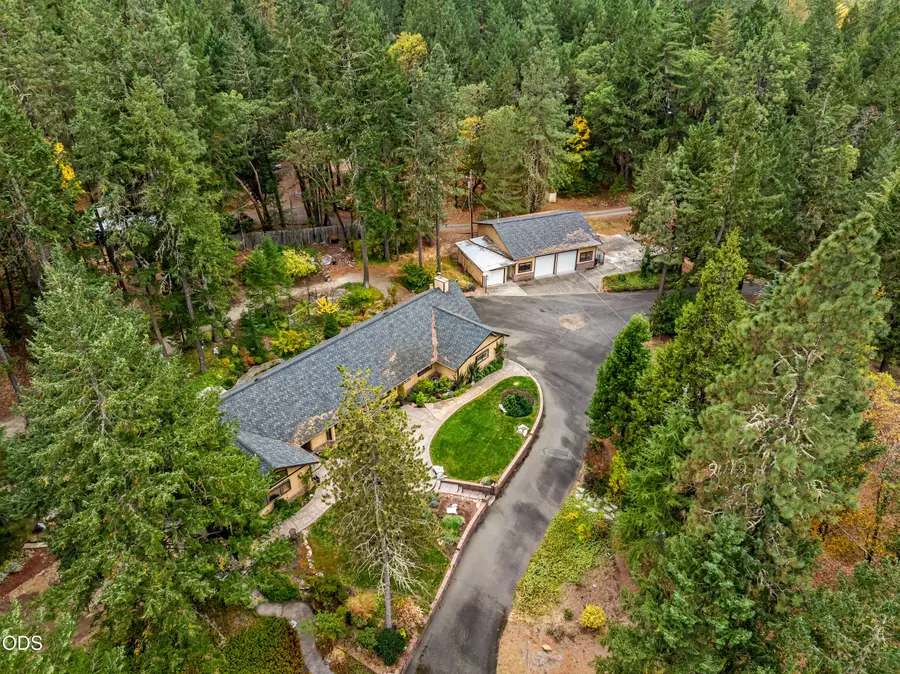 355 Copper Drive, Grants Pass, OR 97527 - #2