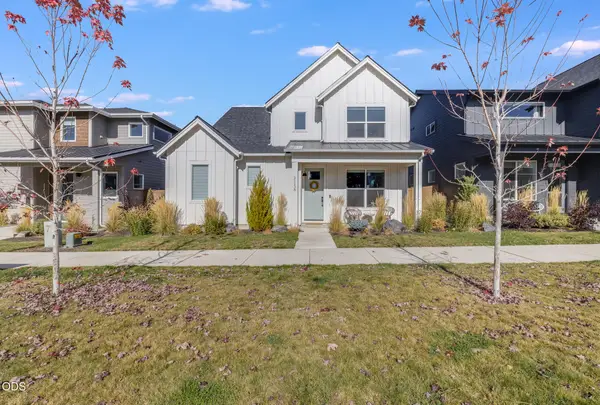 21138 NE Beall Drive, Bend, OR 97701