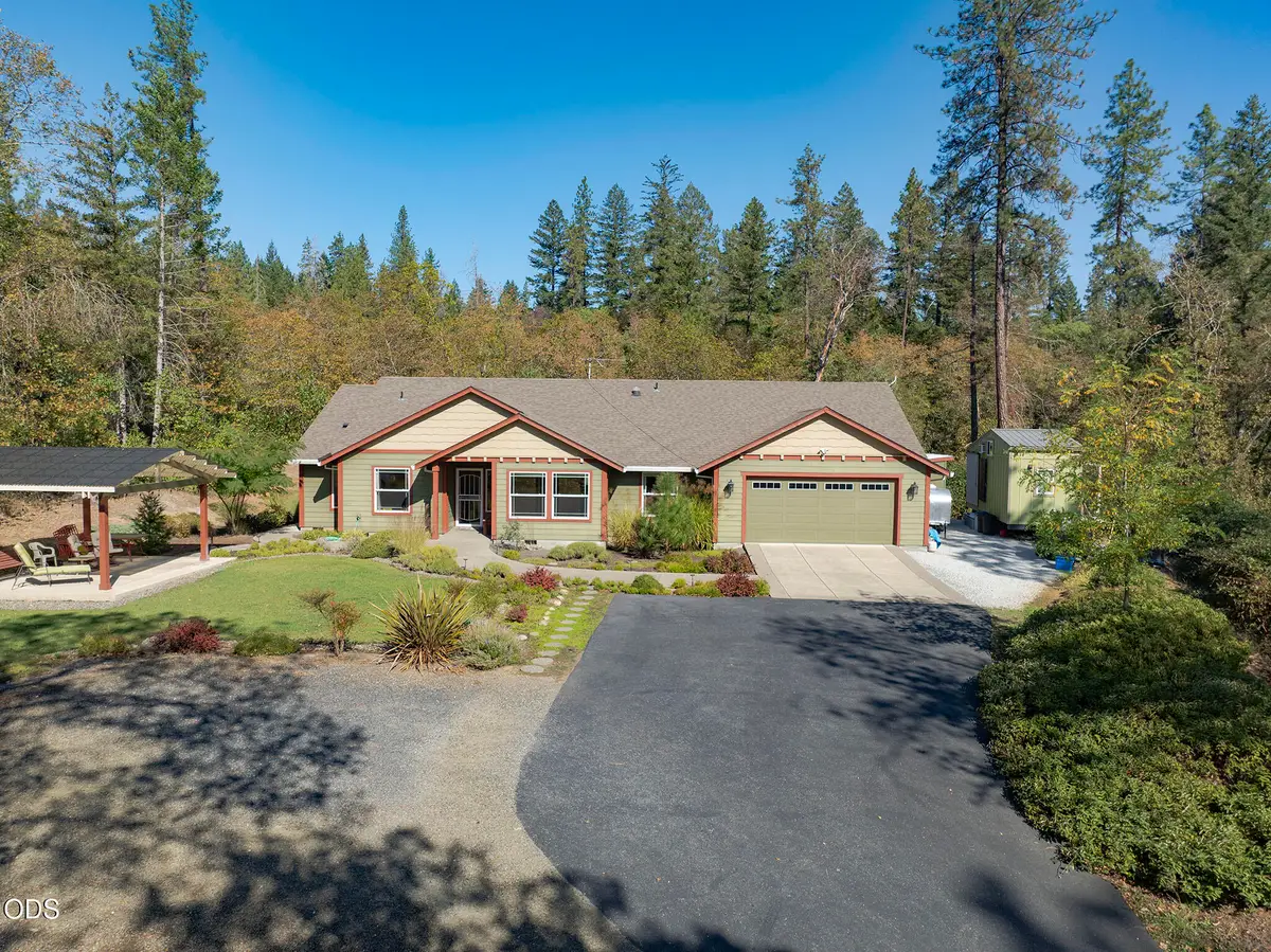 200 Stewart Road, Grants Pass, OR 97526 - #1
