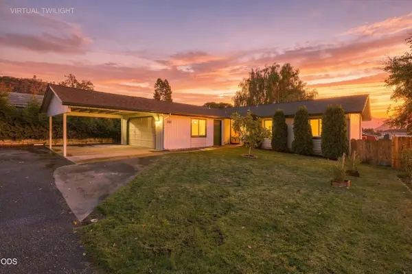 1207 NE Madrone, Grants Pass, OR 97526