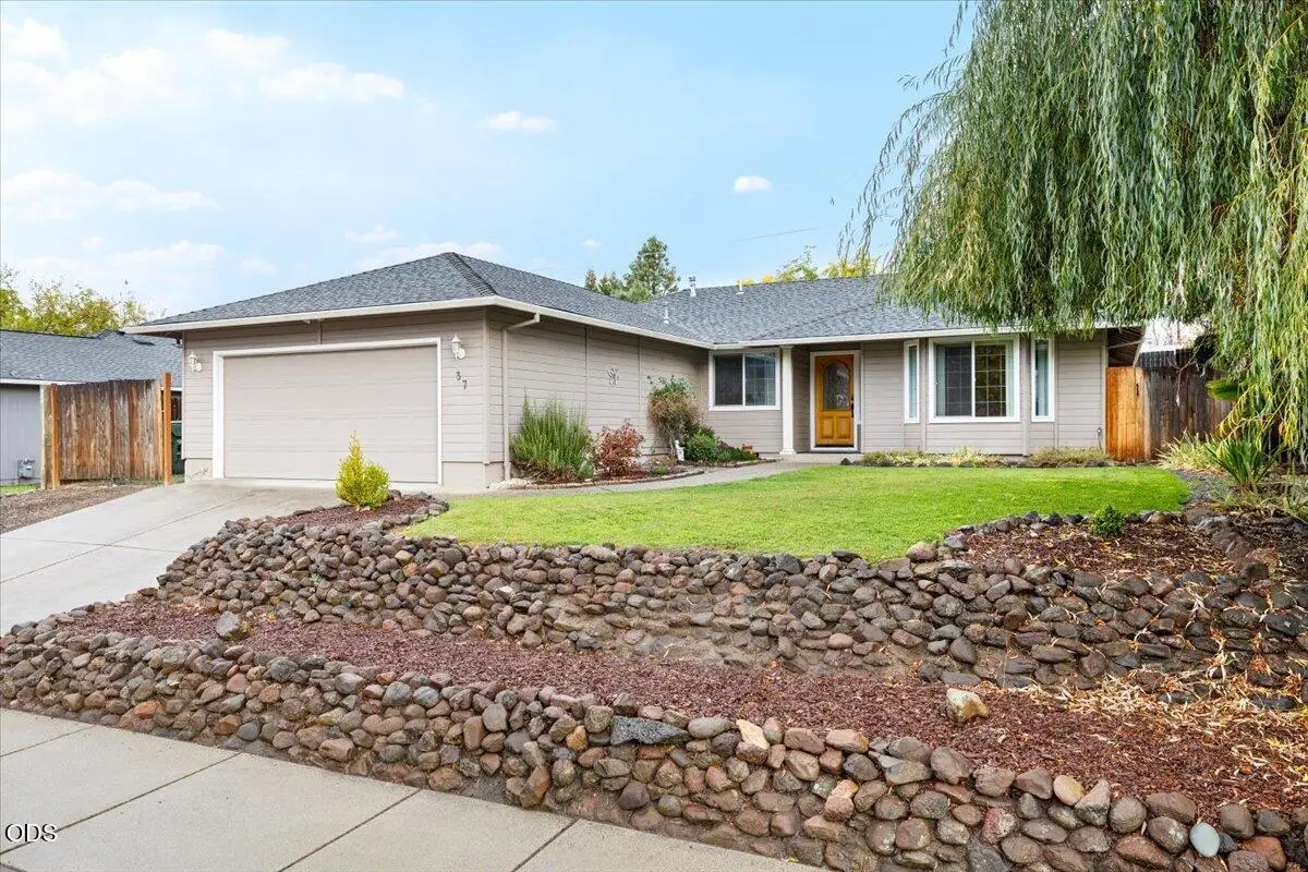 37 Eagle View Drive, Eagle Point, OR 97524 - #1