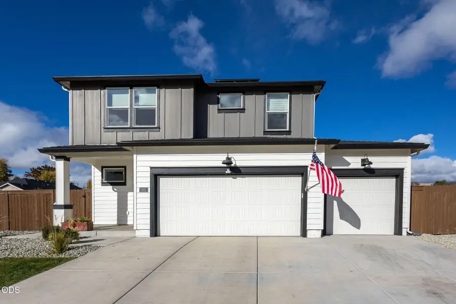 5011 Amberview Lane, Klamath Falls, OR 97603 - #2