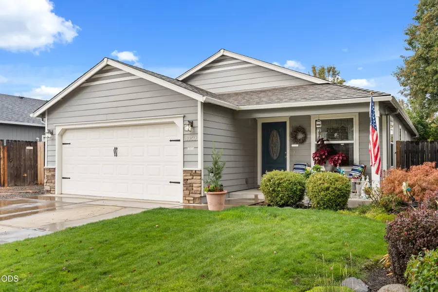 1050 Compton Way, Medford, OR 97501 - #2