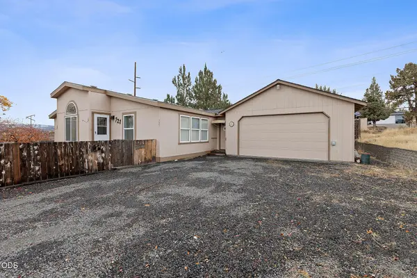 721 SW Ruby Street, Madras, OR 97741