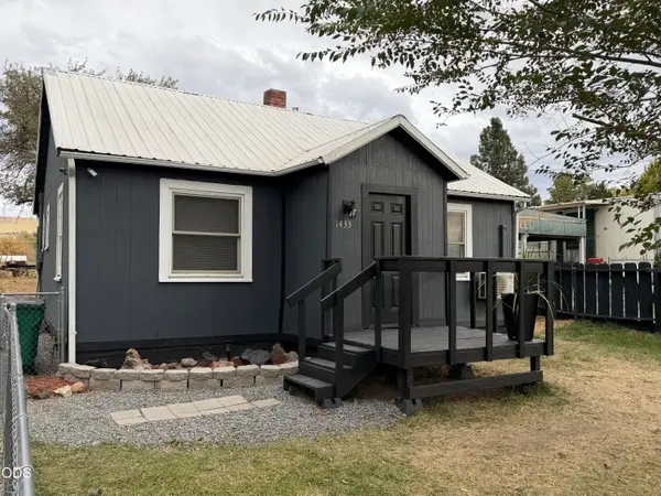 1433 Summers Lane, Klamath Falls, OR 97603