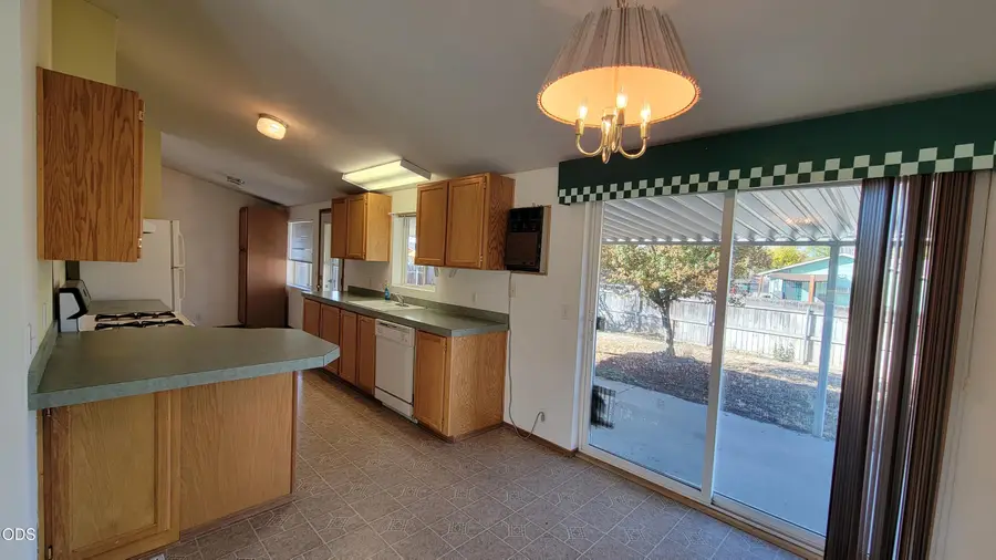 1529 NE Lisa Court, Prineville, OR 97754 - #3