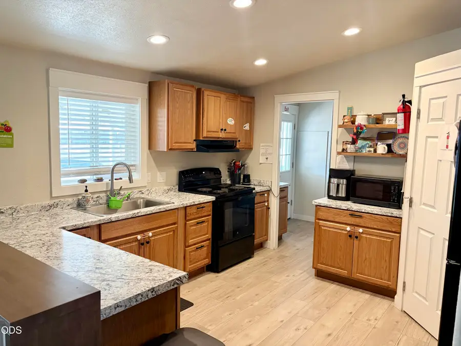 3966 S Pacific Highway #76, Medford, OR 97501 - #3