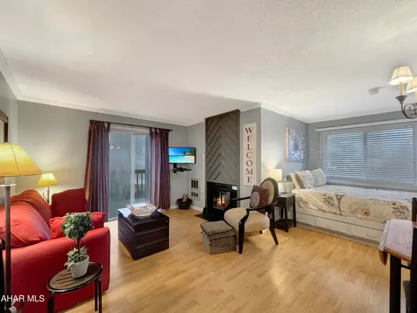 185 E Valley Point B101 Lane, Claysburg, PA 16625