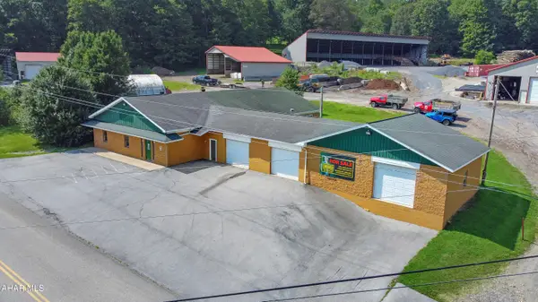 104 Dakota Lane, Nanty-Glo, PA 15943