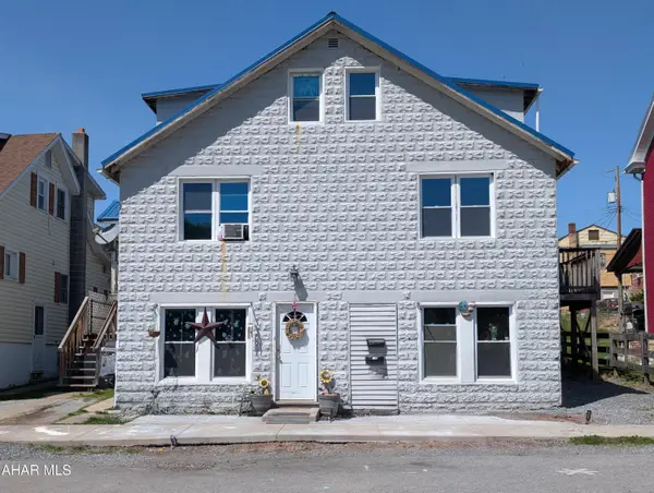 806 Spring Street, Saxton, PA 16678